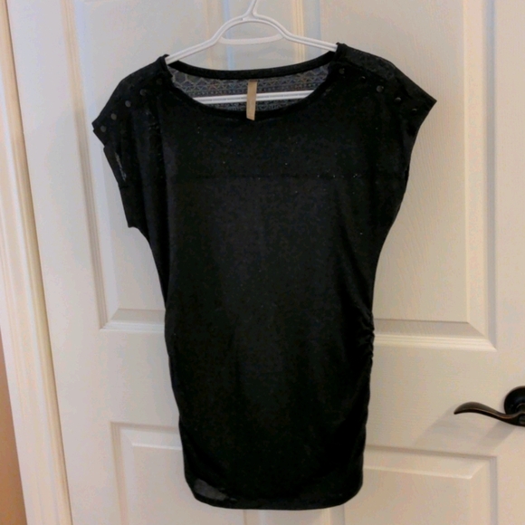 Black nursing top - Picture 1 of 3